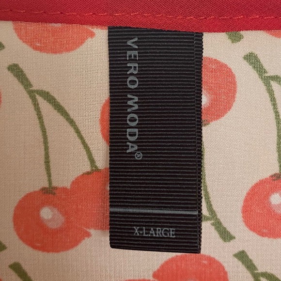 Vero Moda blouse - Picture 3 of 4